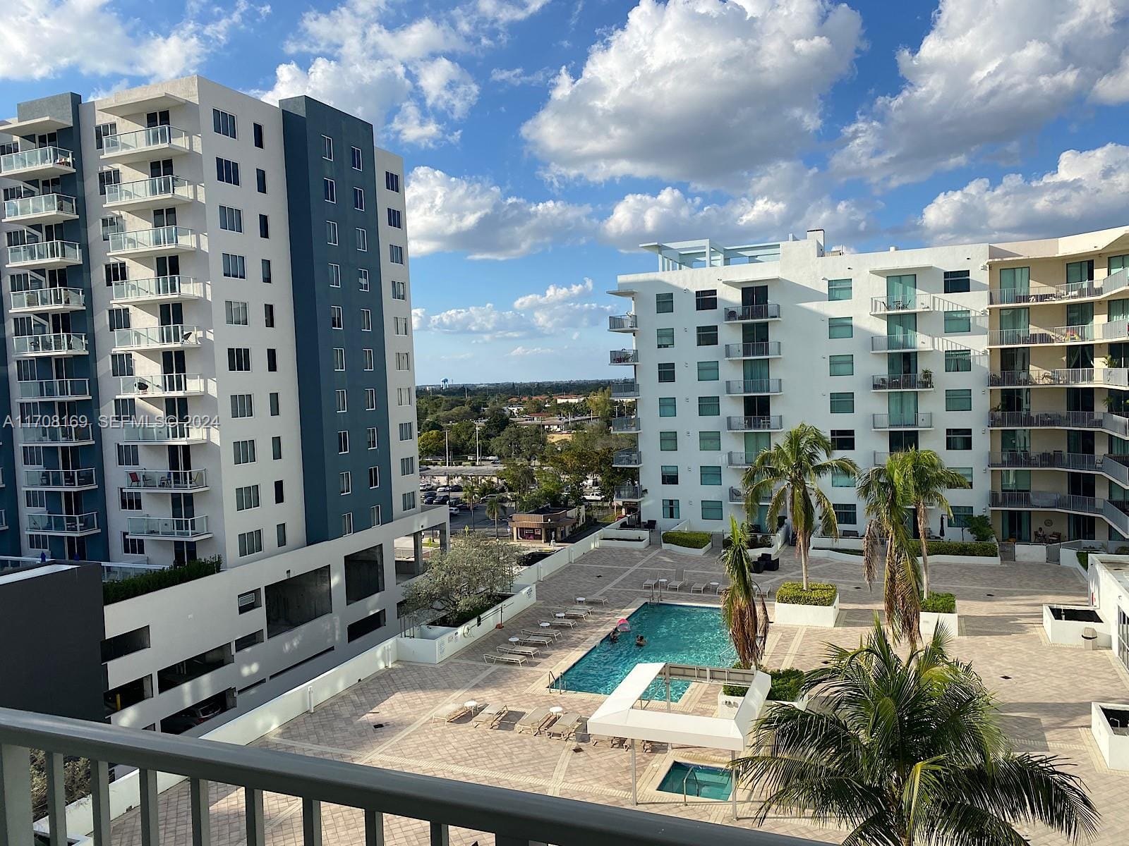 140 S Dixie Highway 820, Hollywood, FL 33020