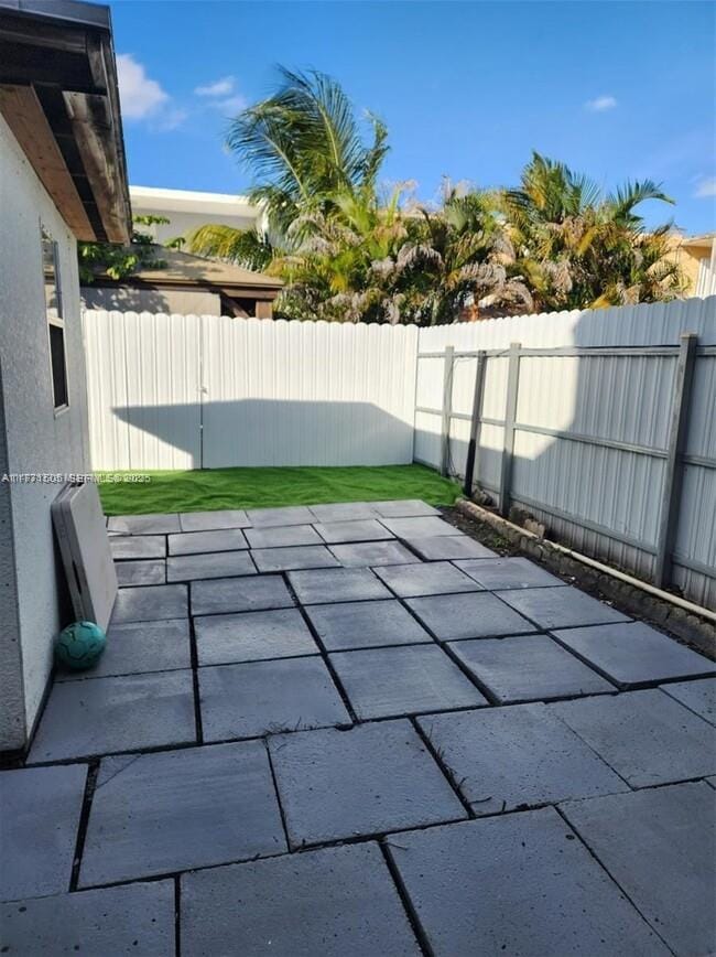 857 W 79th Place, Hialeah, FL 33014 photo 8