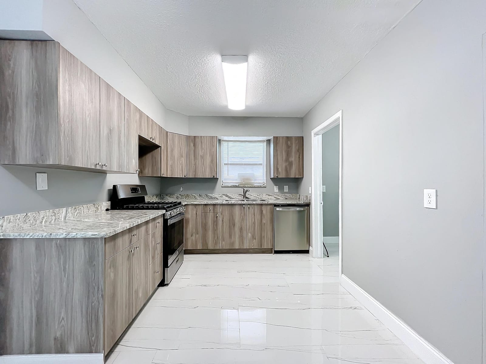 903 21st Street, West Palm Beach, FL 33407 photo 5