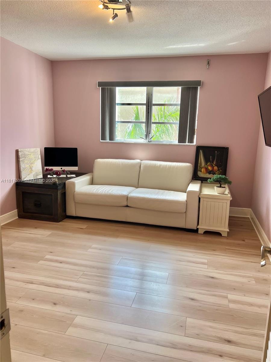 219 NE 14th Avenue 401, Hallandale Beach, FL 33009 photo 14