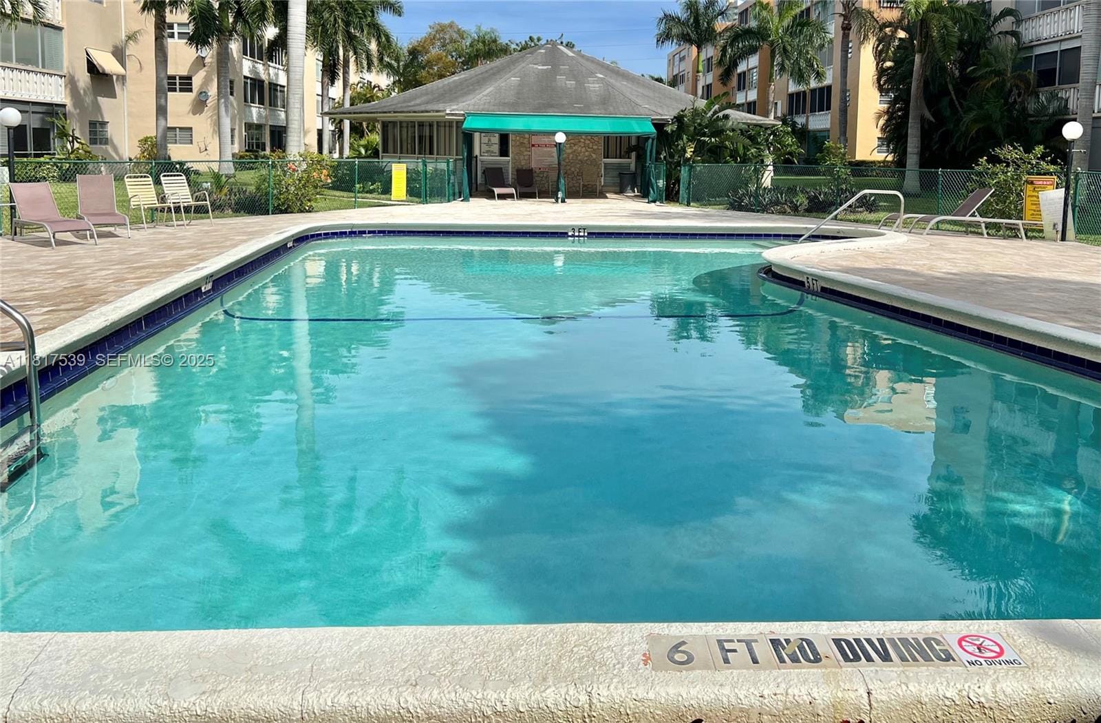 219 NE 14th Avenue 401, Hallandale Beach, FL 33009 photo 19