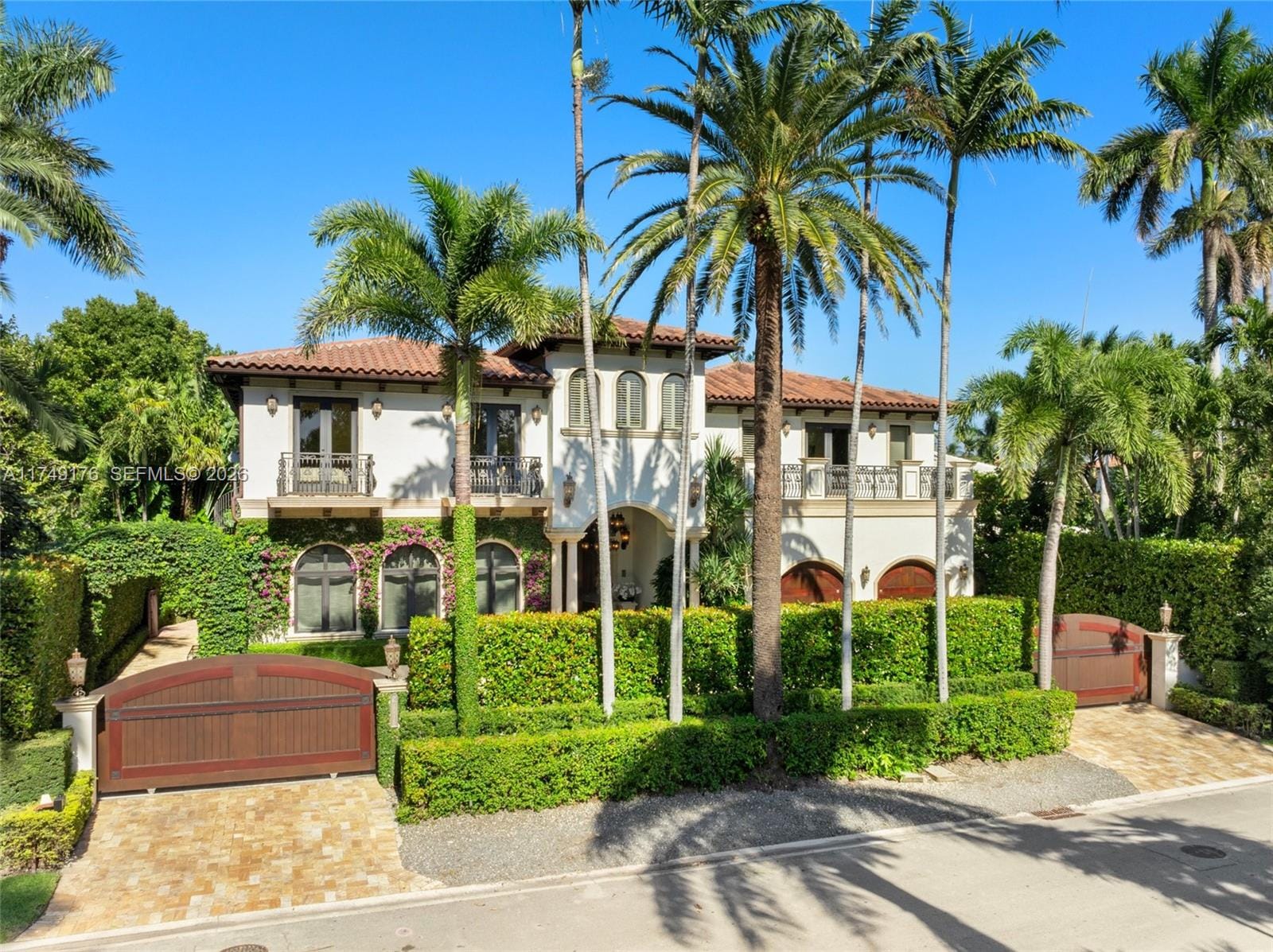 1535 W 27th Street, Miami Beach, FL 33140