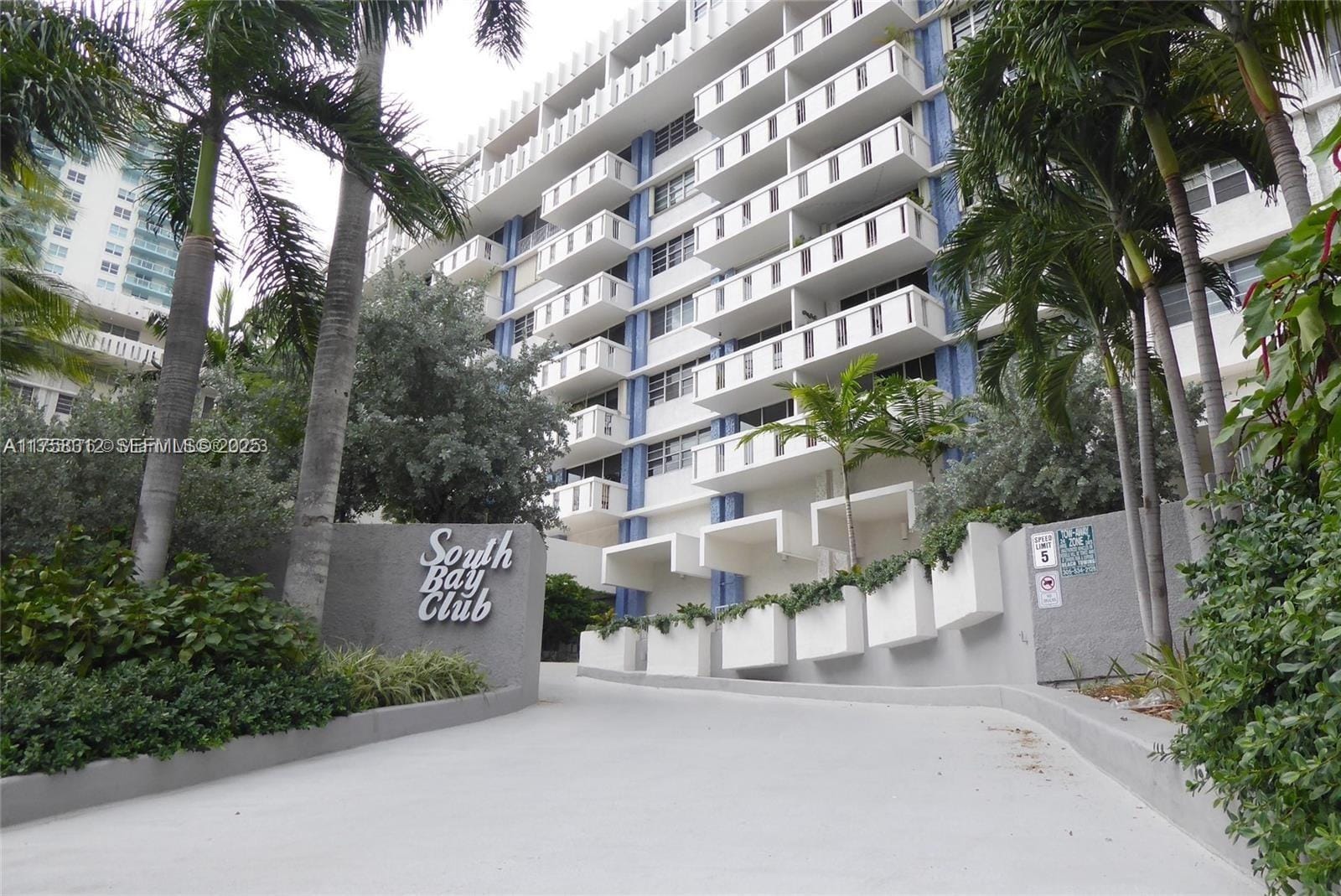 800 West Avenue 528, Miami Beach, FL 33139 photo 2