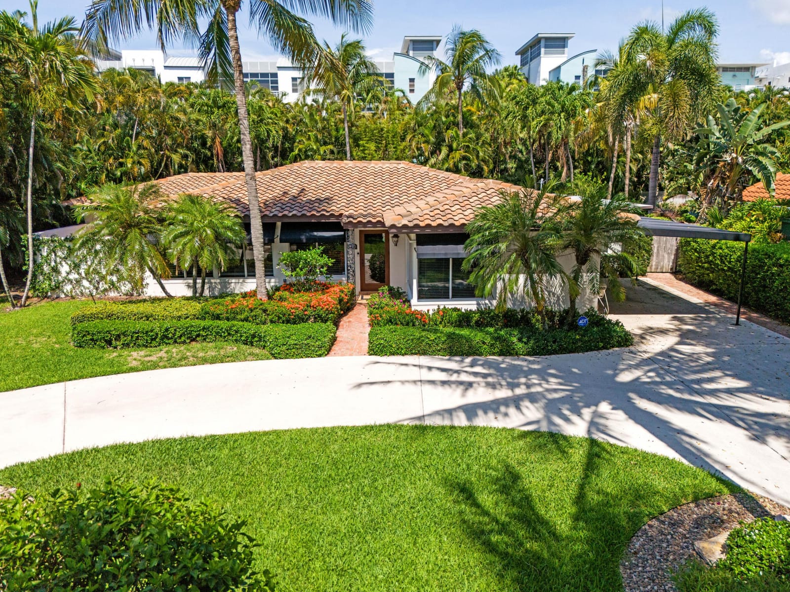 330 SE 7th Avenue, Delray Beach, FL 33483