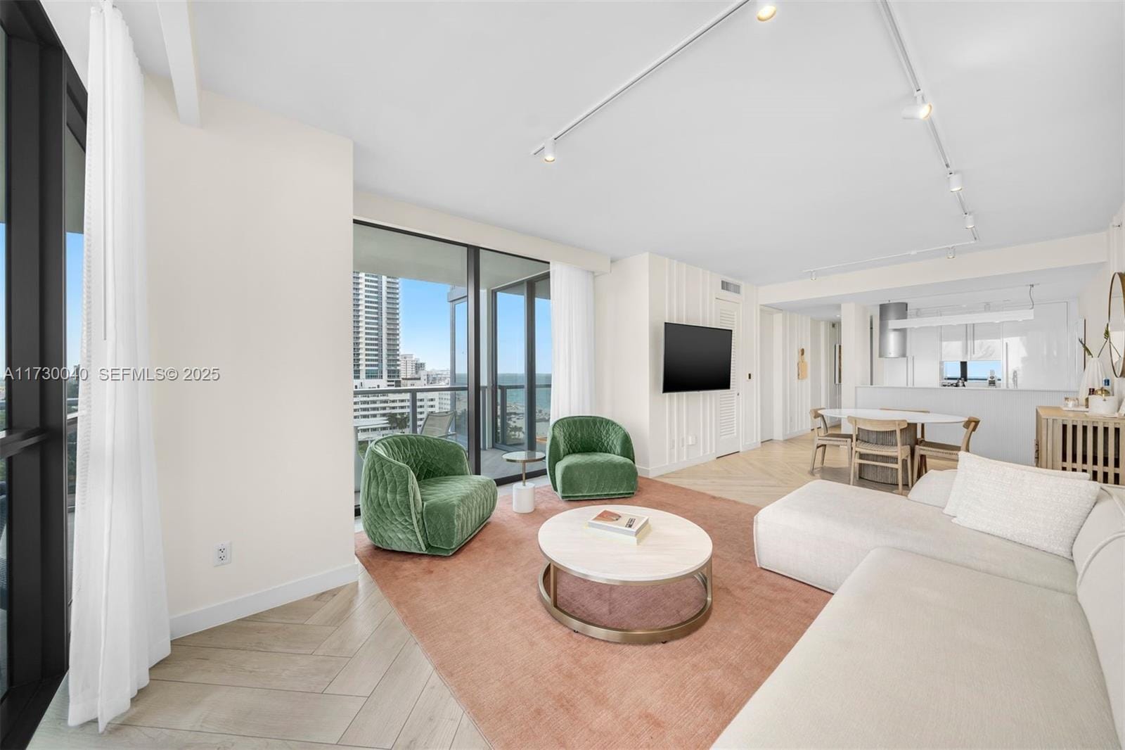 2201 Collins Avenue 1128, Miami Beach, FL 33139 photo 6