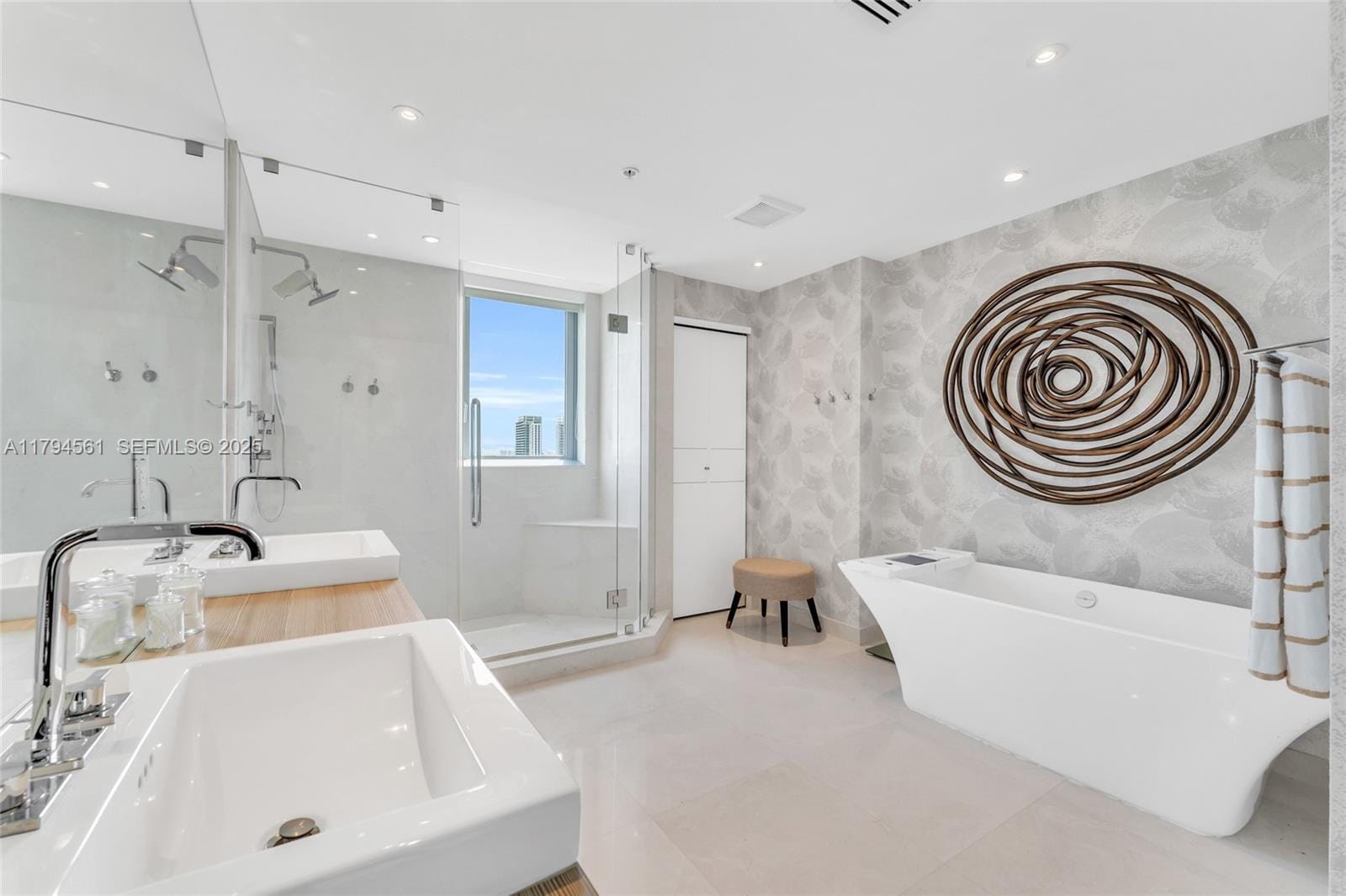 17111 Biscayne Boulevard 2208, Aventura, FL 33160 photo 11