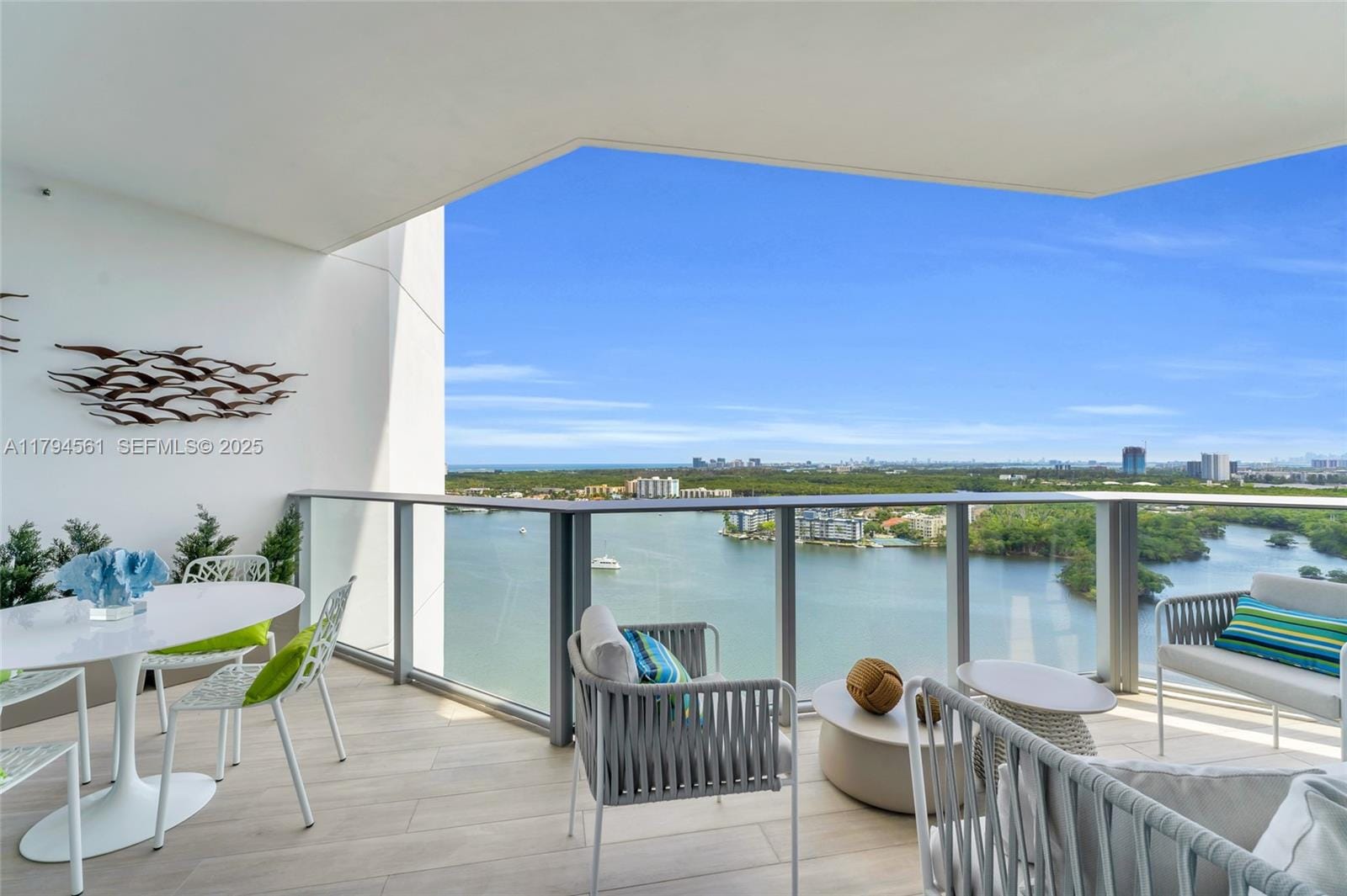17111 Biscayne Boulevard 2208, Aventura, FL 33160 photo 3