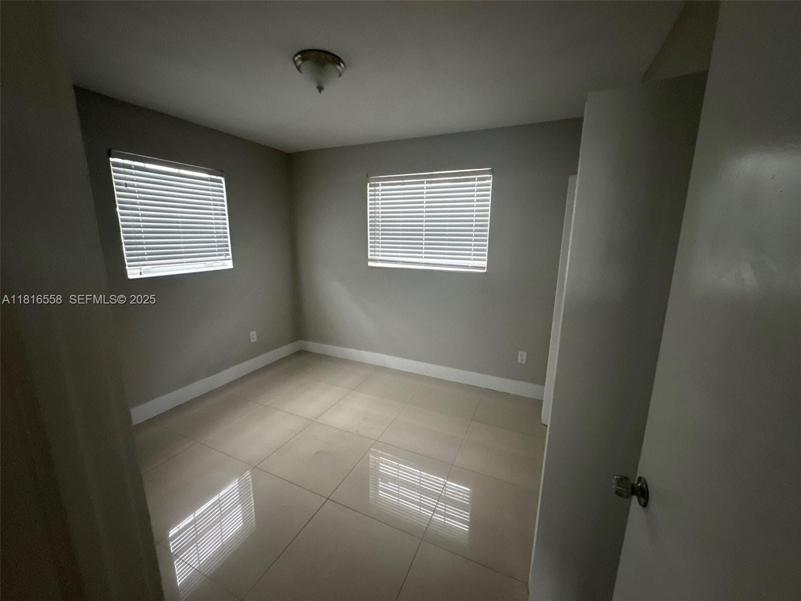 2560 NW 206th Street — photo 8