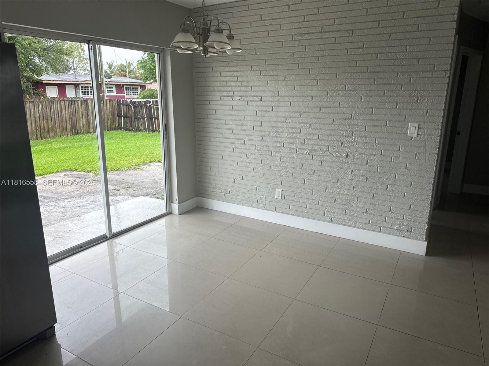 2560 NW 206th Street — photo 4