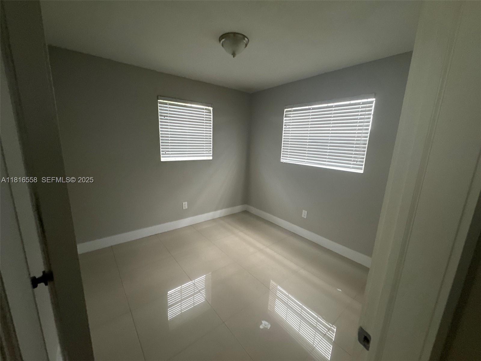 2560 NW 206th Street — photo 6