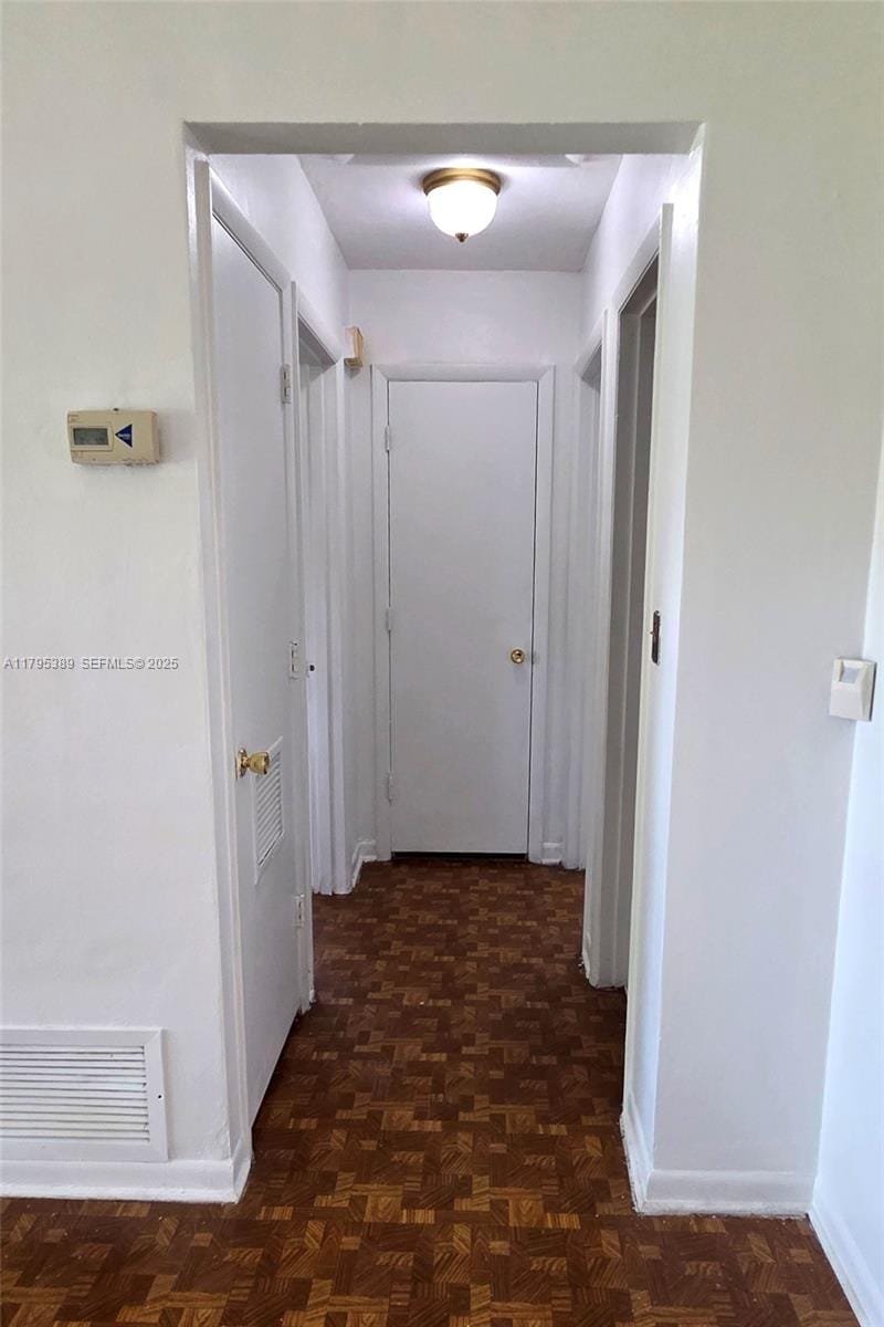 14020 Alamanda Avenue — photo 10