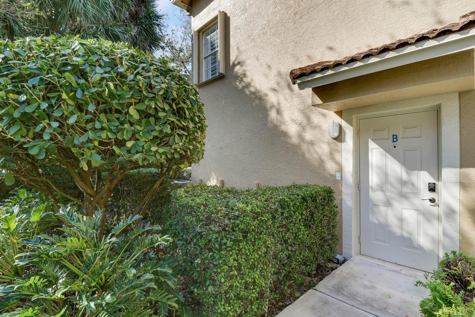 158 Village Boulevard B — photo 3