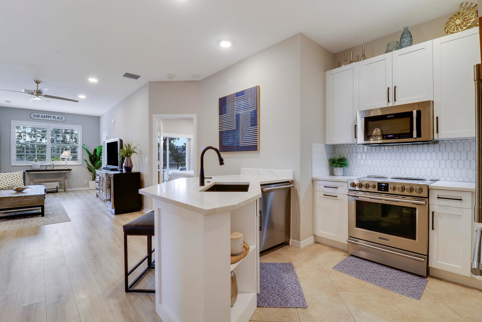 158 Village Boulevard B — photo 4