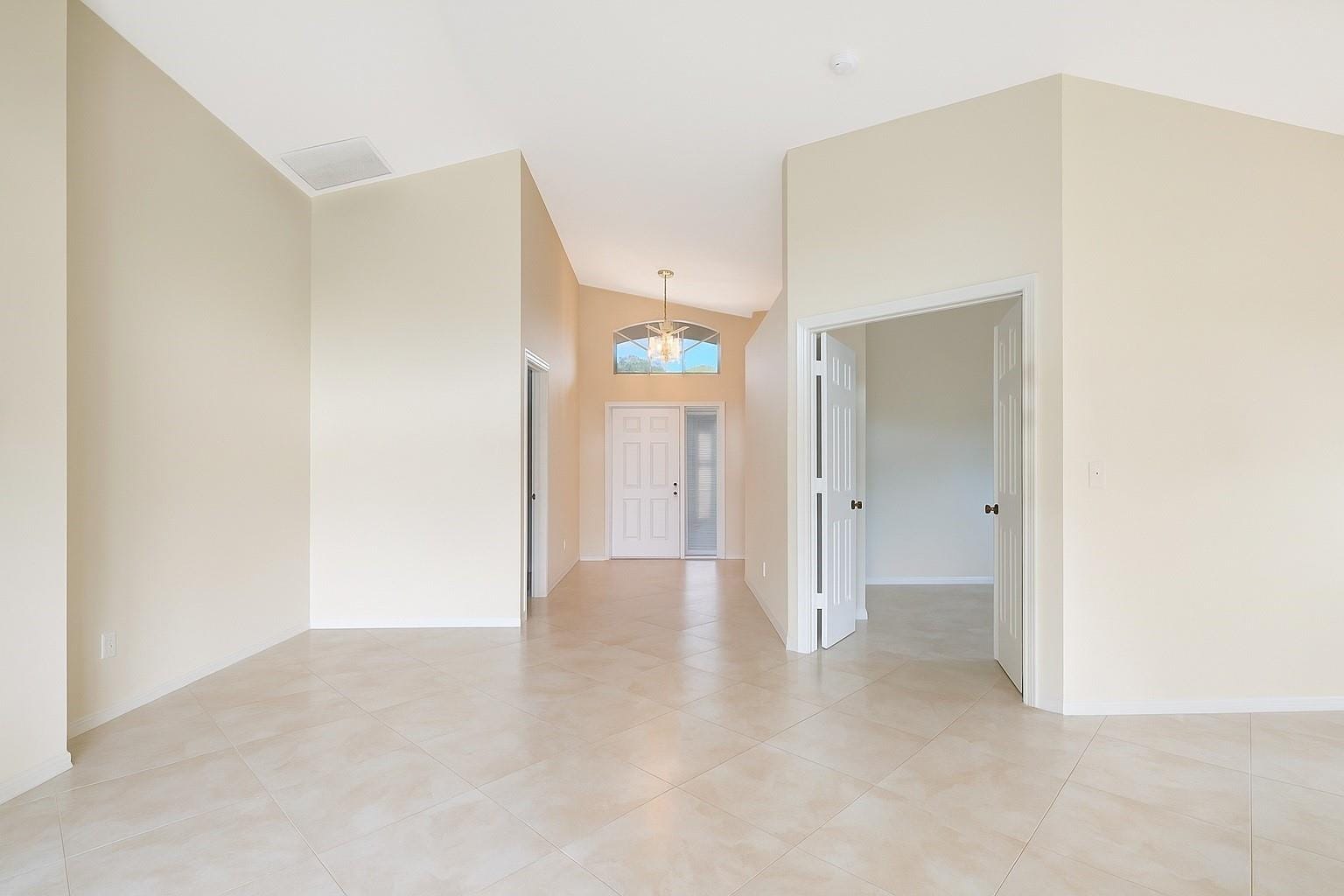 7359 Lugano Drive, Boynton Beach, FL 33437 photo 5