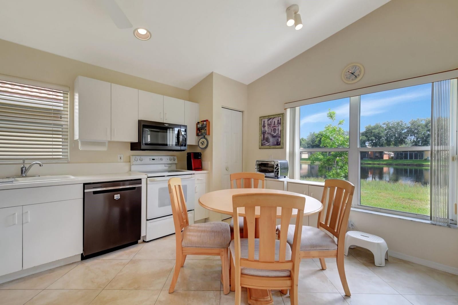 7359 Lugano Drive, Boynton Beach, FL 33437 photo 7