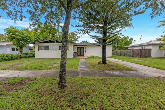 19420 Christmas Road, Cutler Bay, FL 33157