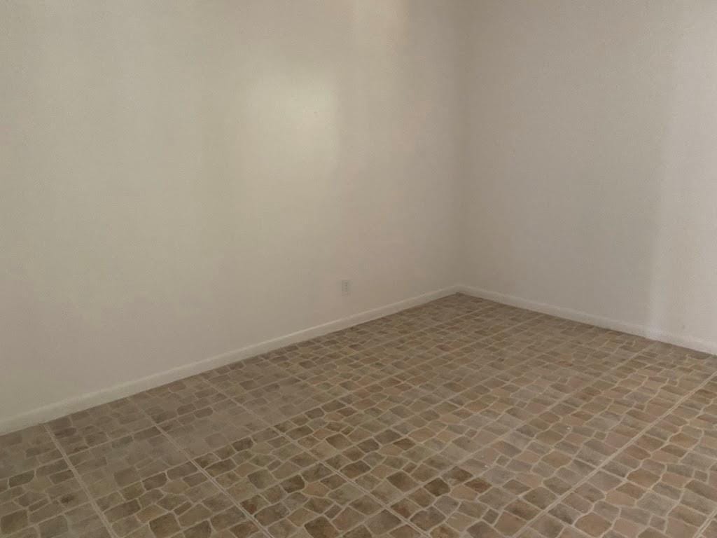 2841 Somerset Drive 103 — photo 11