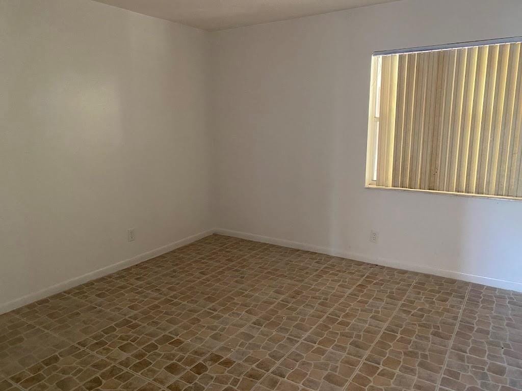 2841 Somerset Drive 103, Lauderdale Lakes, FL 33311 photo 14