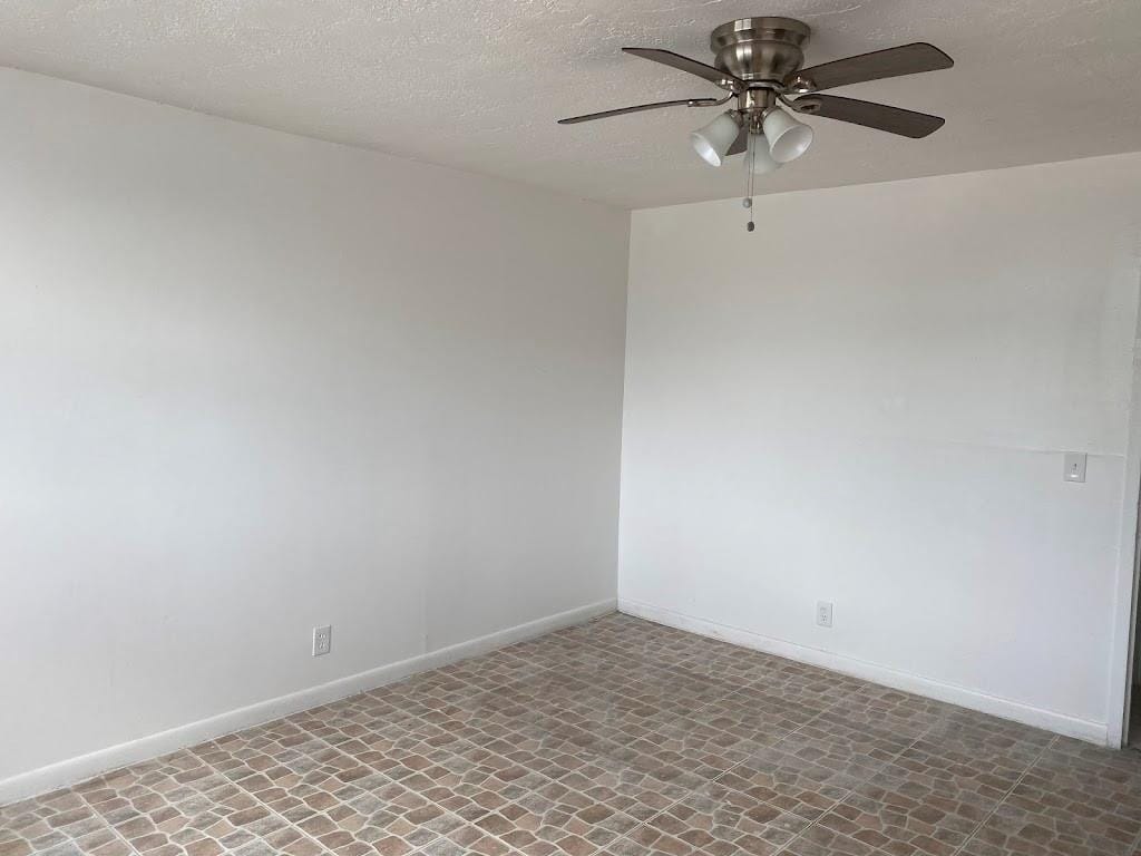2841 Somerset Drive 103 — photo 9