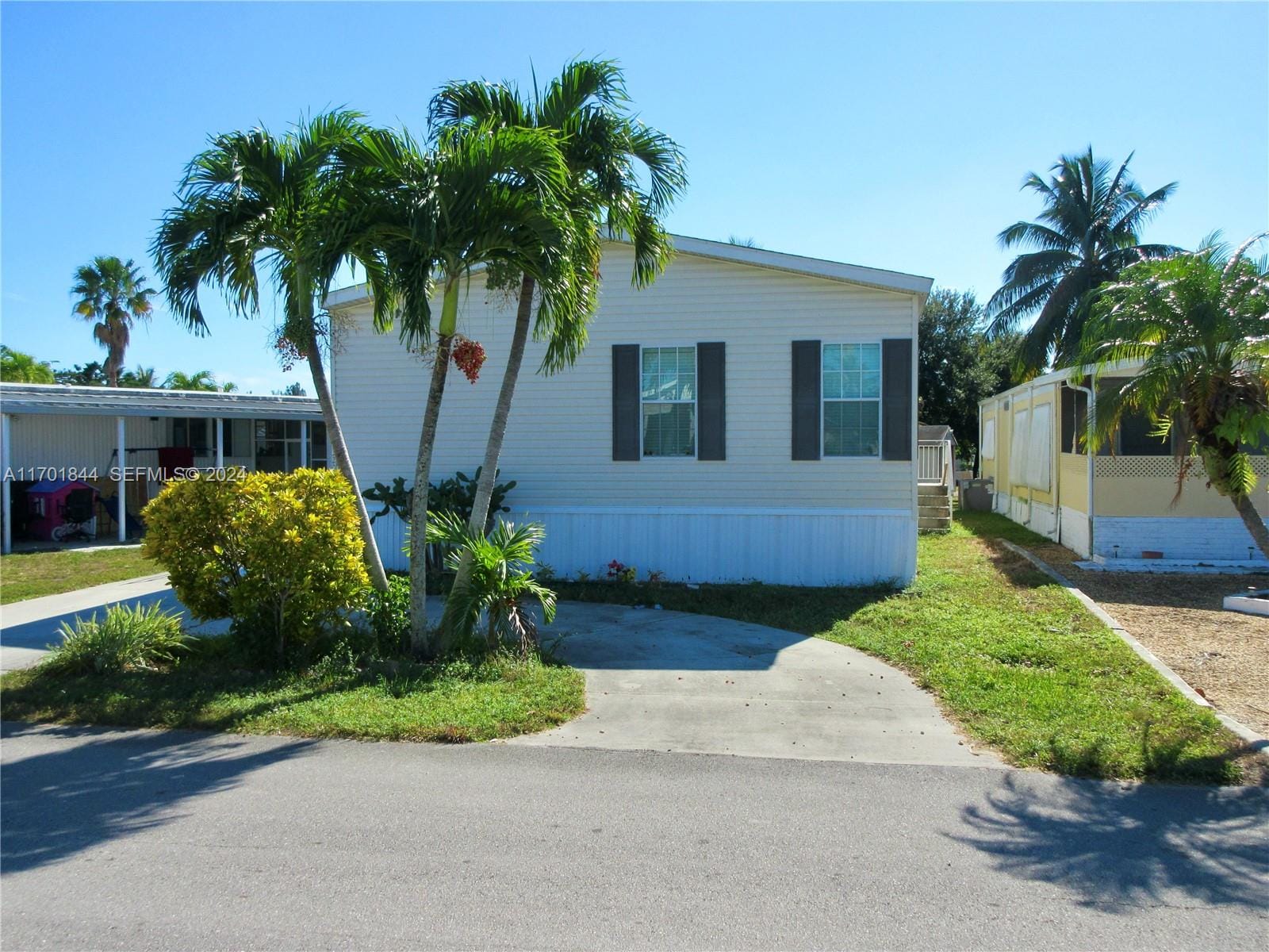 3200 Teakwood Lane, Dania Beach, FL 33312