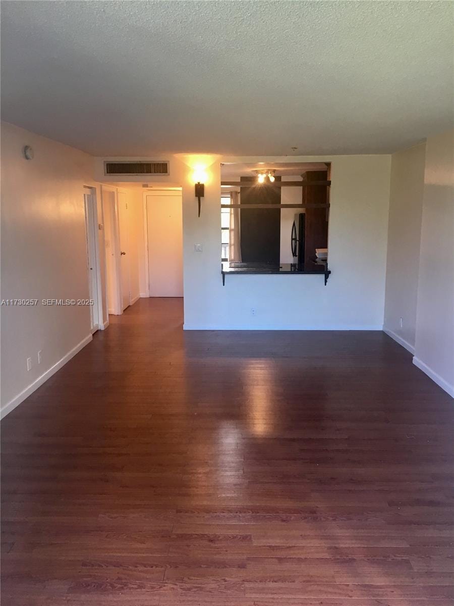 3101 N Country Club Drive 306, Aventura, FL 33180 photo 15