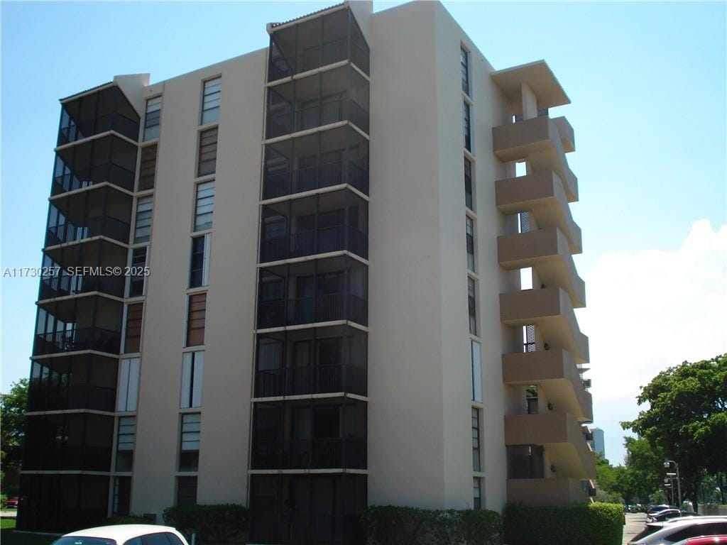 3101 N Country Club Drive 306 — photo 3