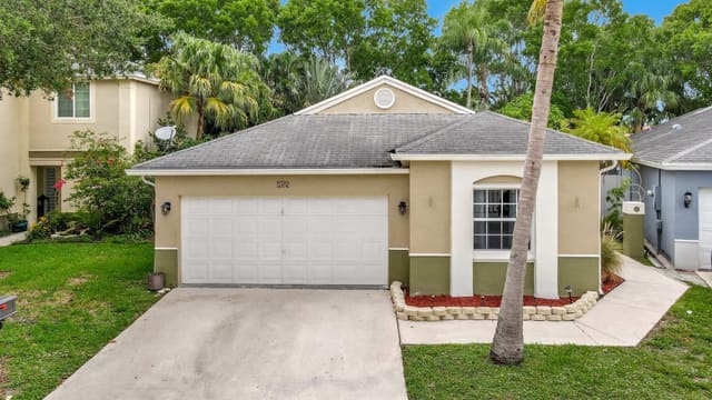 134 E Riverbend Drive, Sunrise, FL 33326