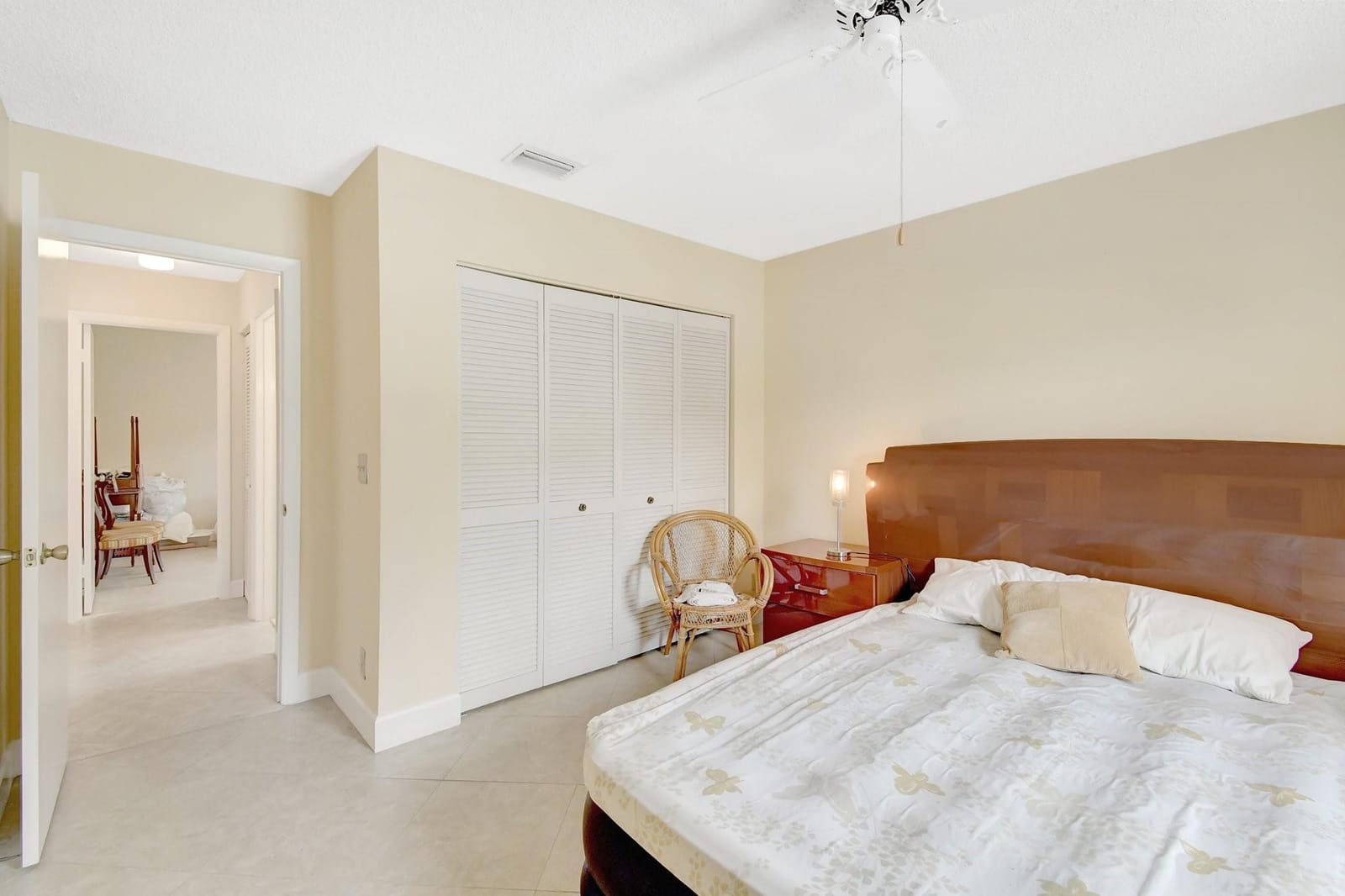 134 E Riverbend Drive, Sunrise, FL 33326 photo 17