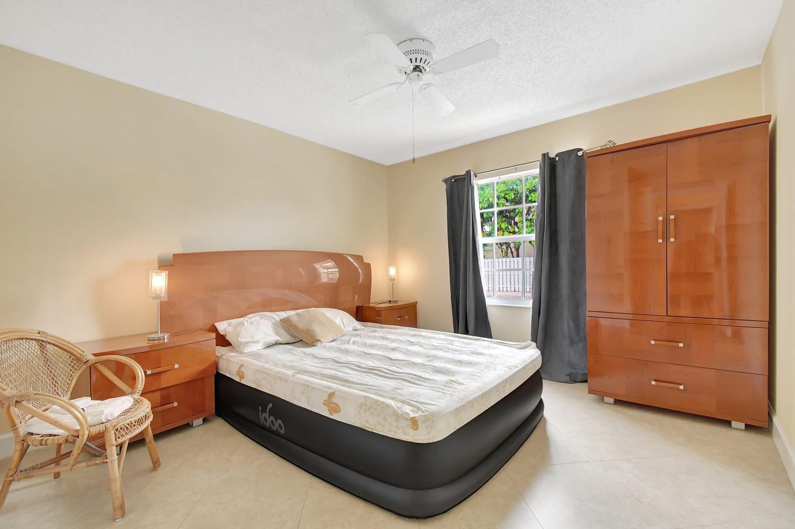 134 E Riverbend Drive, Sunrise, FL 33326 photo 29