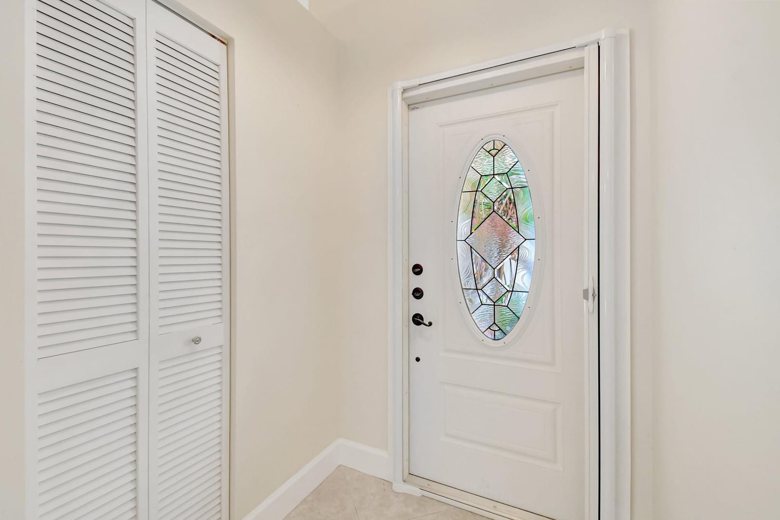 134 E Riverbend Drive, Sunrise, FL 33326 photo 6