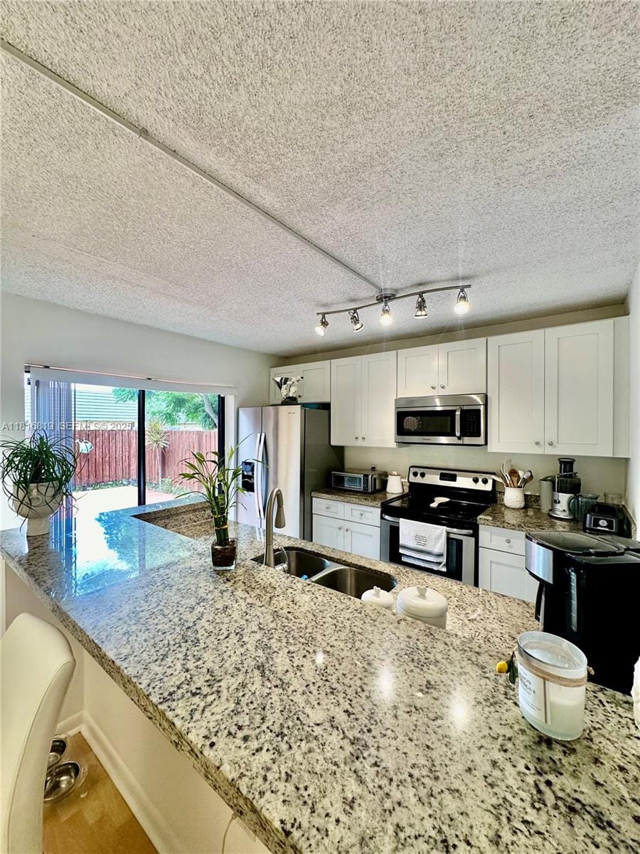 4306 43rd Way, West Palm Beach, FL 33407 photo 2
