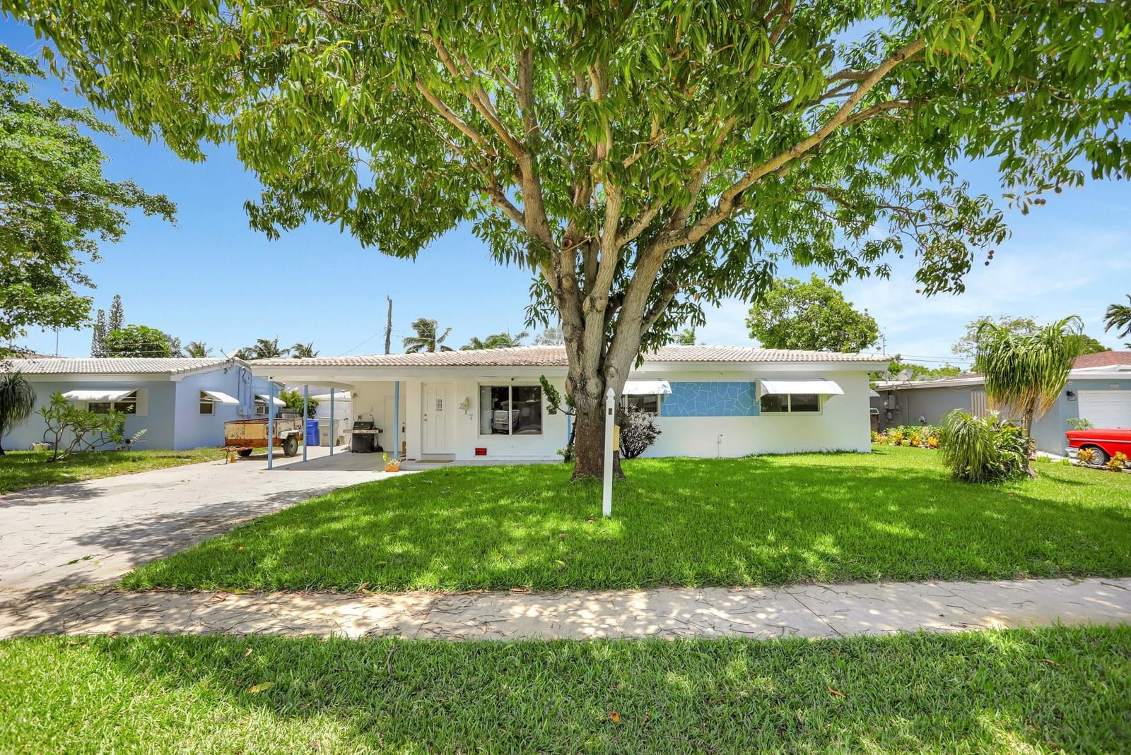 217 SW 9th Court, Pompano Beach, FL 33060 photo 2