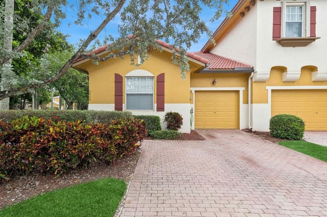 5779 NW 120th Avenue, Coral Springs, FL 33076