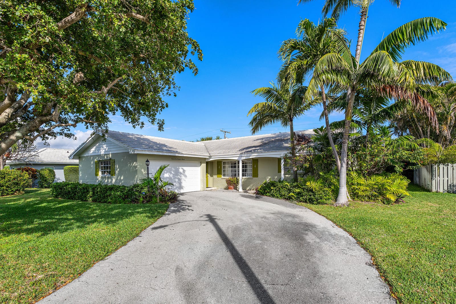1210 Dolphin Road — photo 7