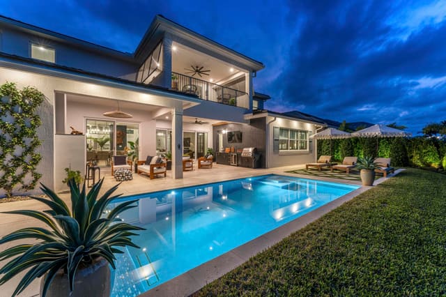 2465 NE Evinrude Circle, sold in Langford Landing, Jensen Beach, FL