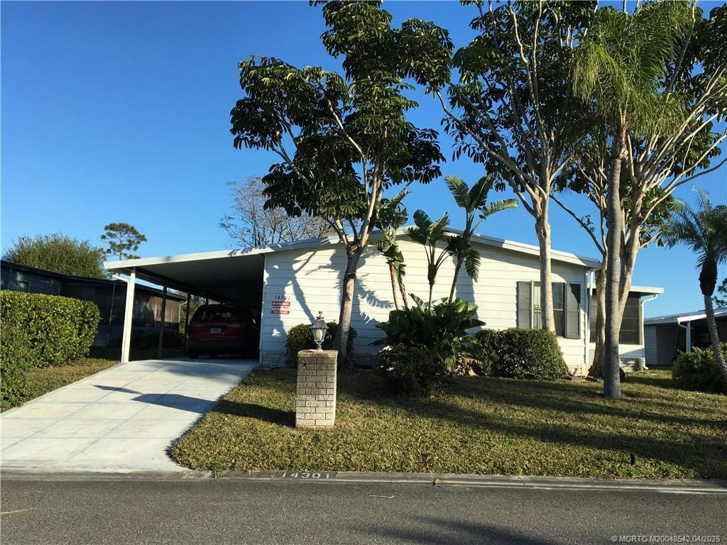 14301 SW Divot Drive G-33