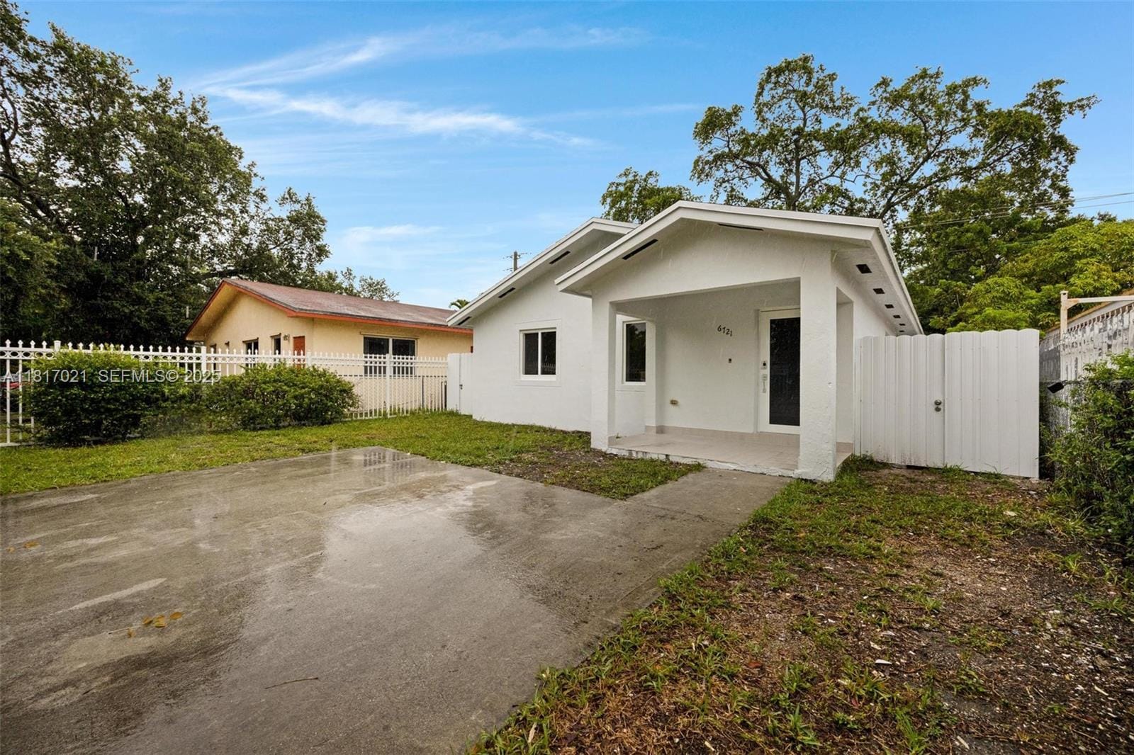 6721 NW 5th Avenue, Miami, FL 33150 photo 2