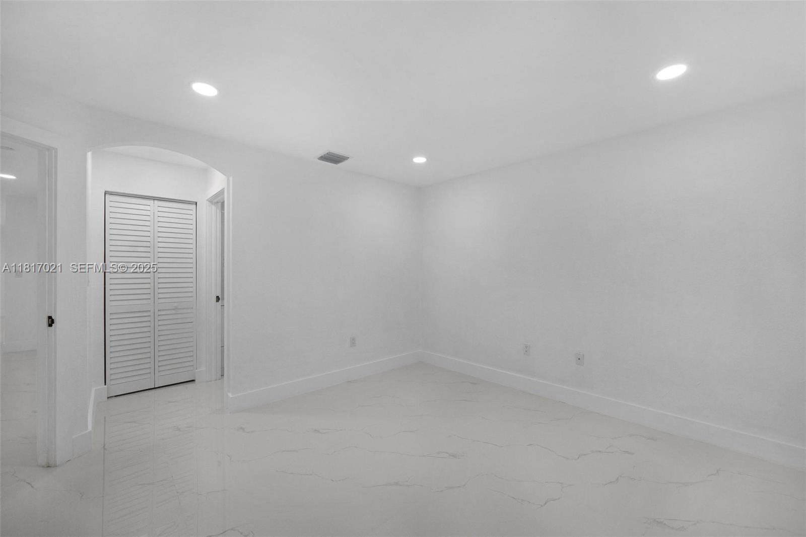 6721 NW 5th Avenue, Miami, FL 33150 photo 17