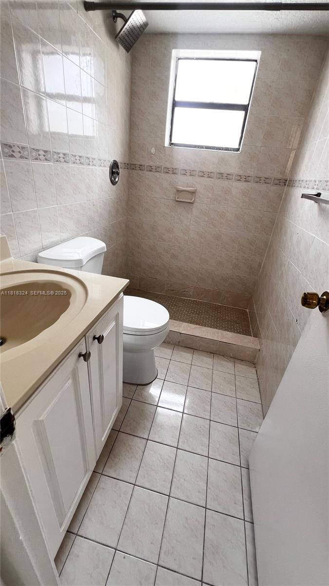 2760 W 61st Place 202, Hialeah, FL 33016 photo 11