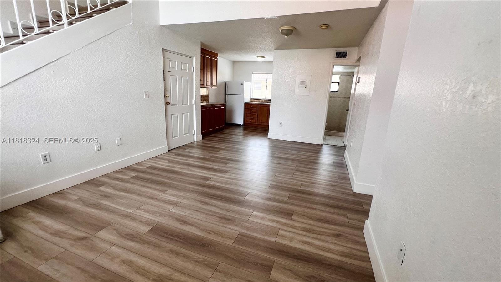 2760 W 61st Place 202, Hialeah, FL 33016 photo 3