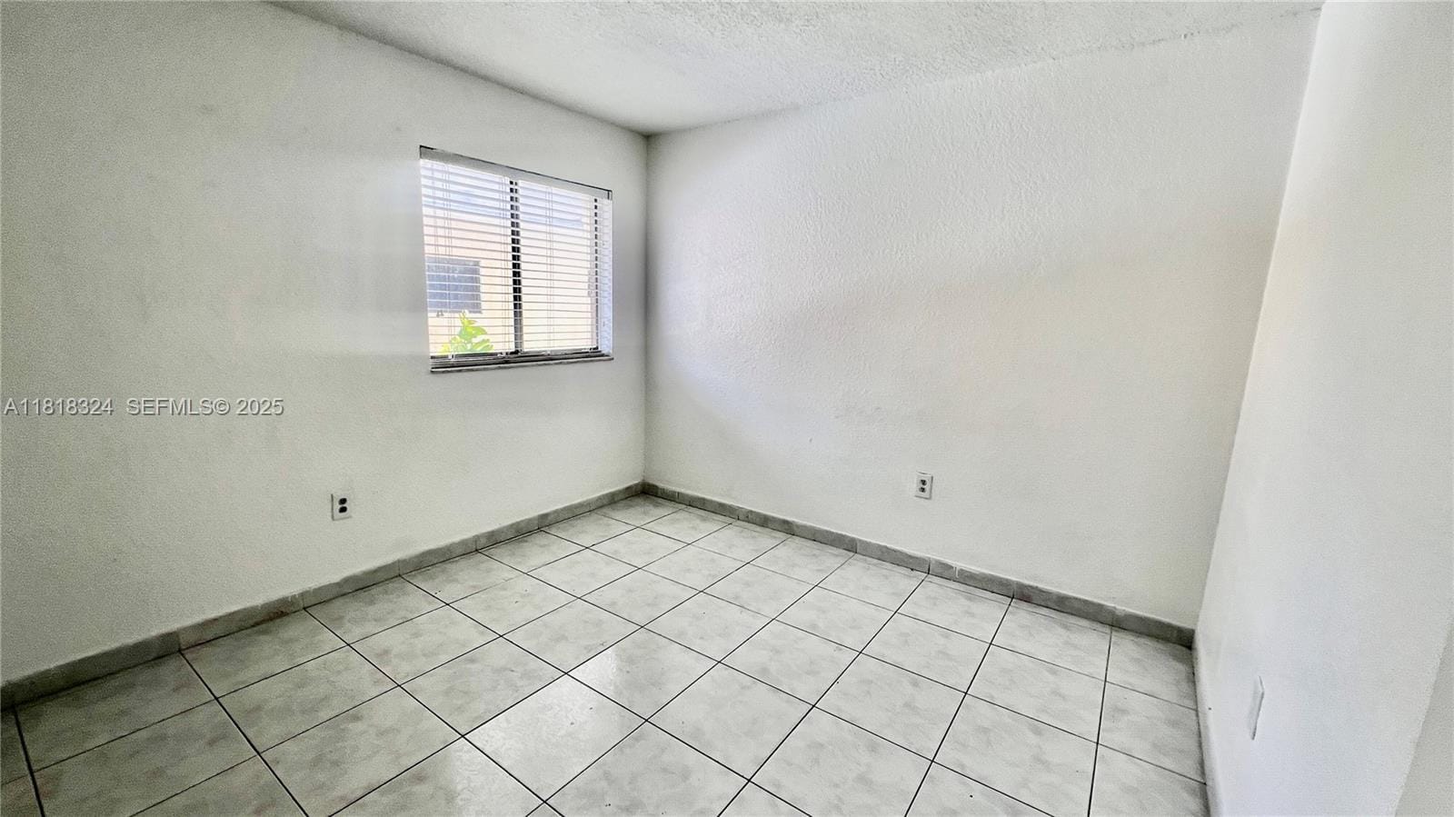 2760 W 61st Place 202, Hialeah, FL 33016 photo 10