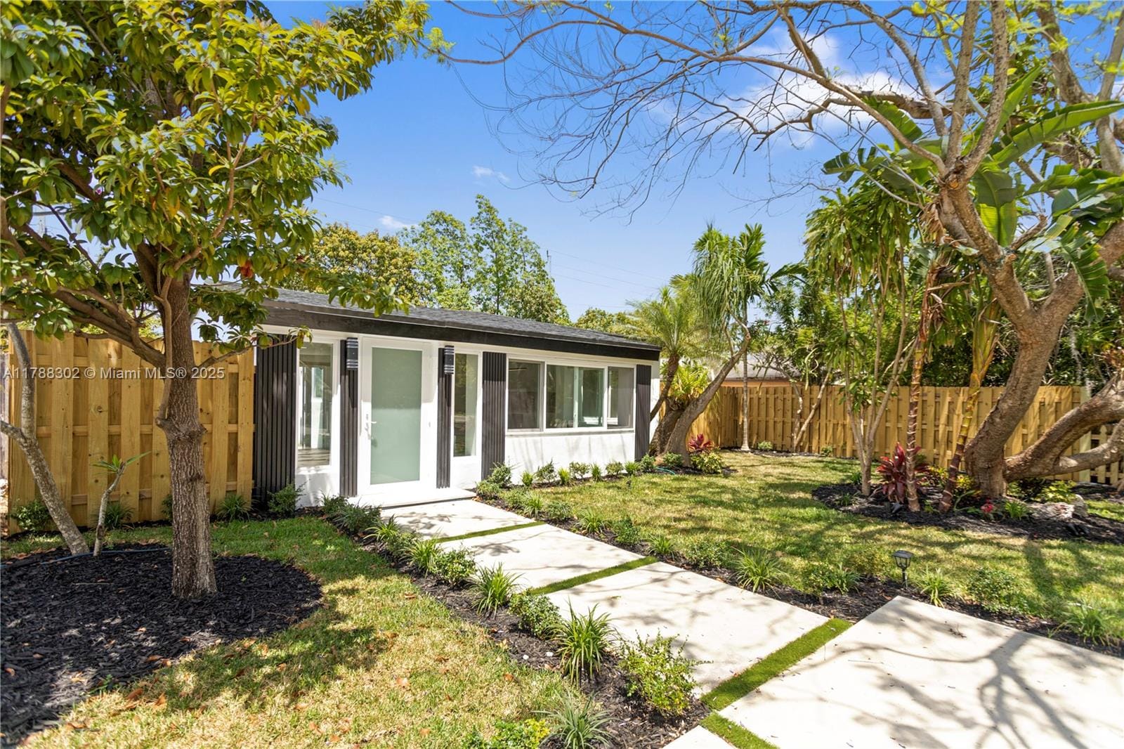 1345 NE 182nd Street, North Miami Beach, FL 33162 photo 2