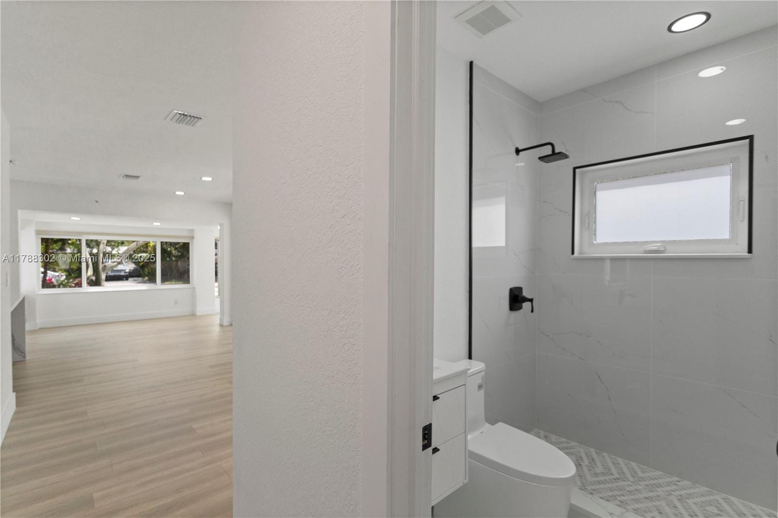 1345 NE 182nd Street, North Miami Beach, FL 33162 photo 28