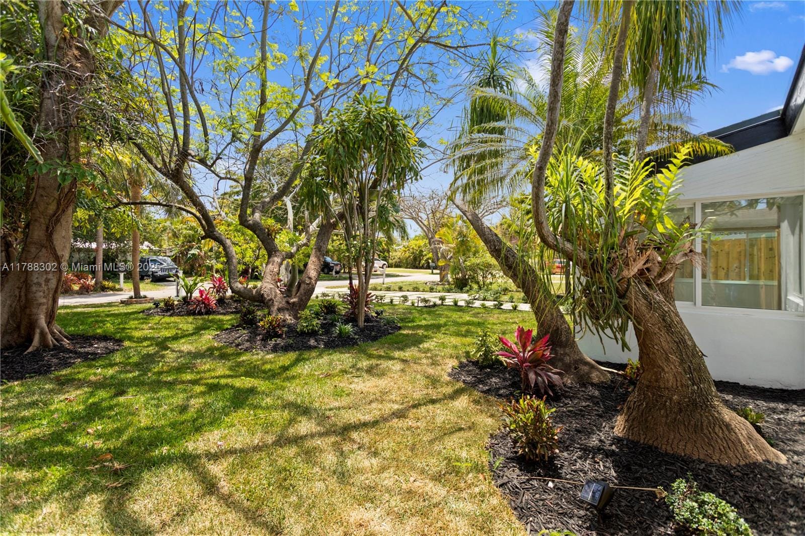 1345 NE 182nd Street, North Miami Beach, FL 33162 photo 7