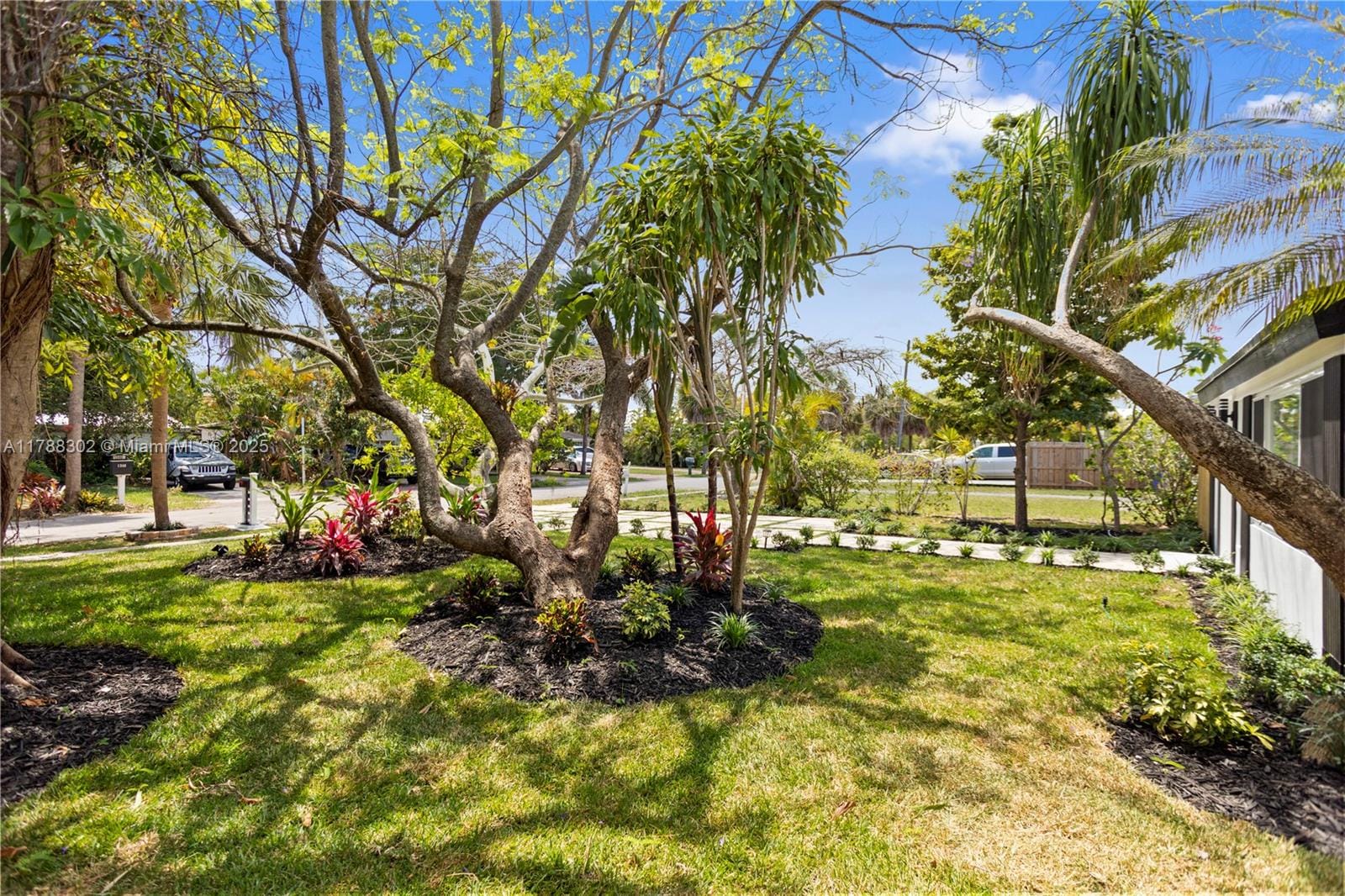 1345 NE 182nd Street, North Miami Beach, FL 33162 photo 8