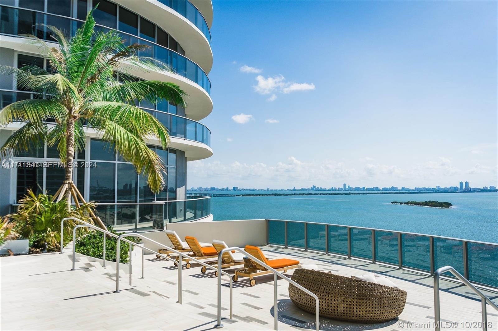 488 NE 18th Street 2705, Miami, FL 33132 photo 6
