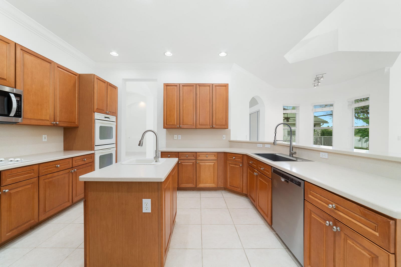 11552 Paradise Cove Lane — photo 8