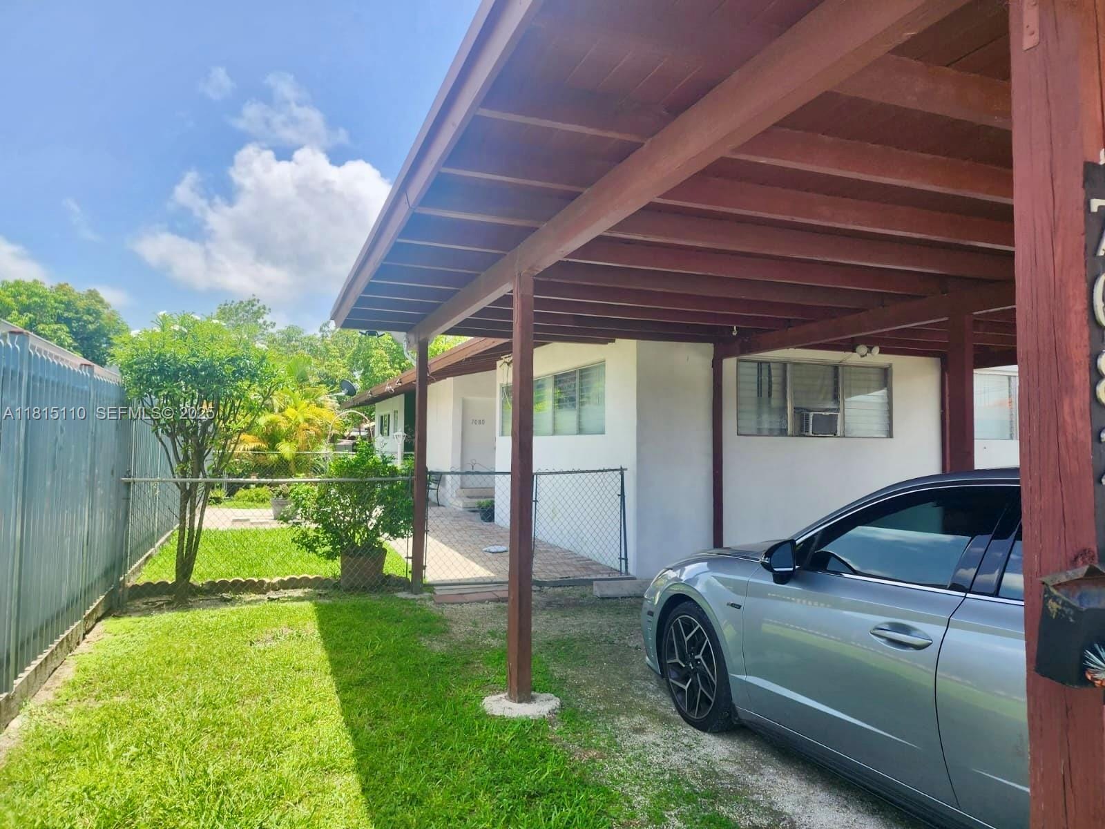 7080 SW 22nd Street, Miami, FL 33155 photo 2