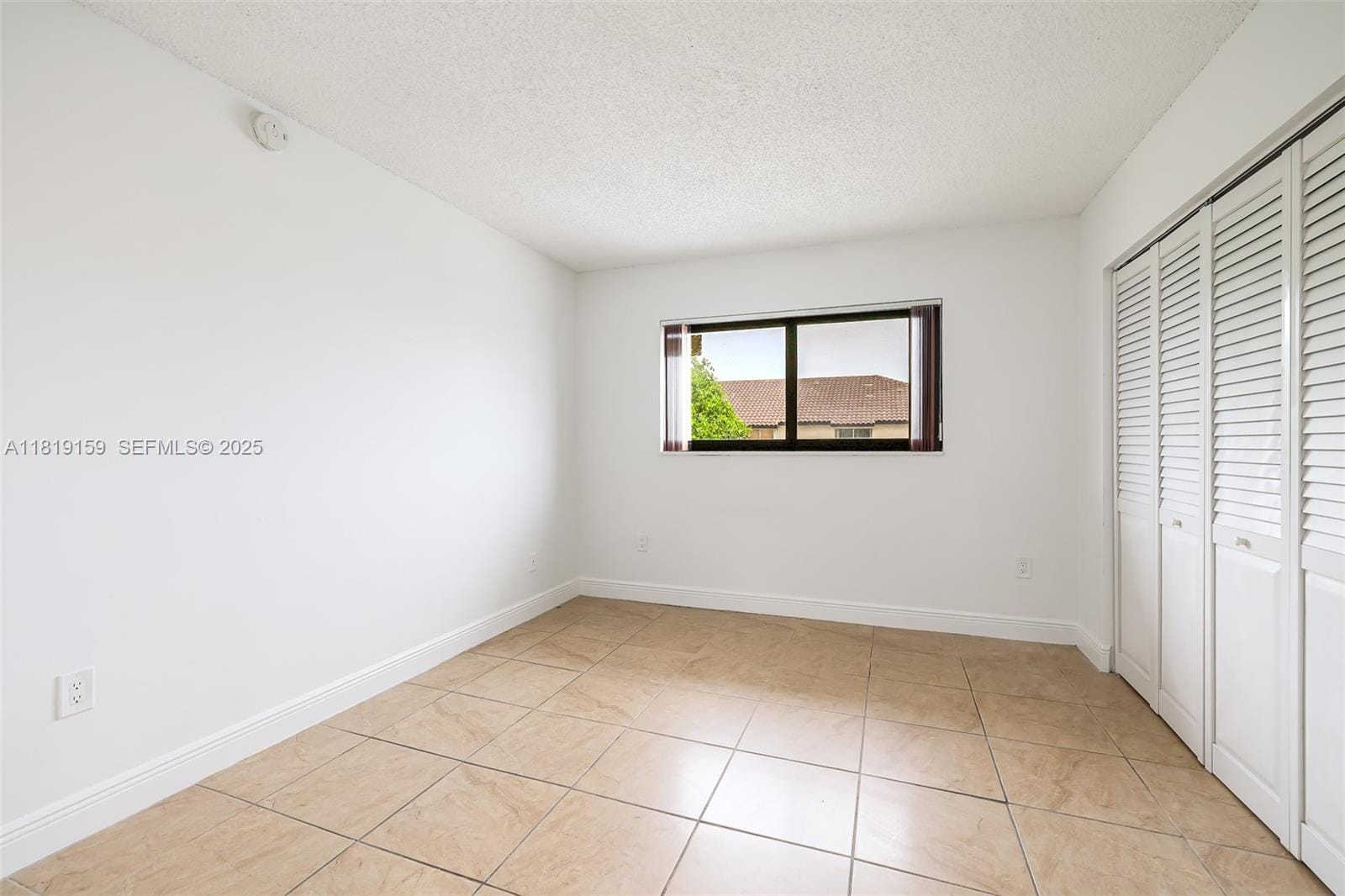 1121 SW 105th Avenue 302 — photo 11