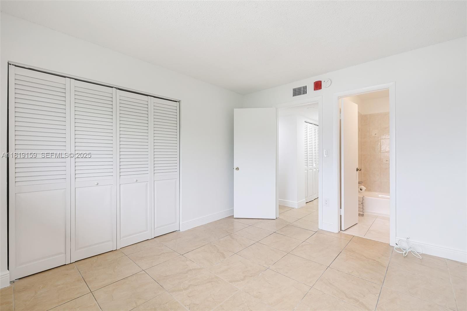 1121 SW 105th Avenue 302 — photo 12